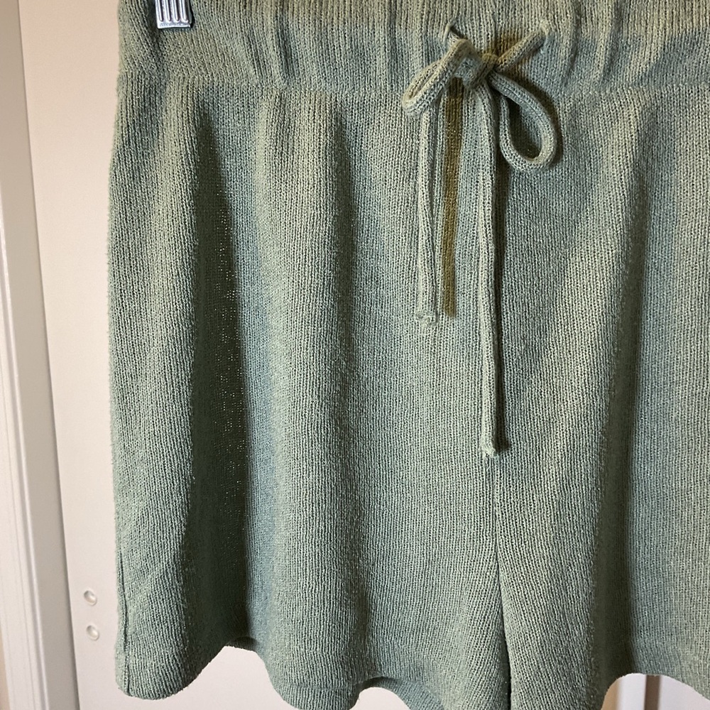 H&M Mint Green High Waisted Athletic Shorts Elastic Tie Waist Pastel Sport Small - Picture 3 of 7